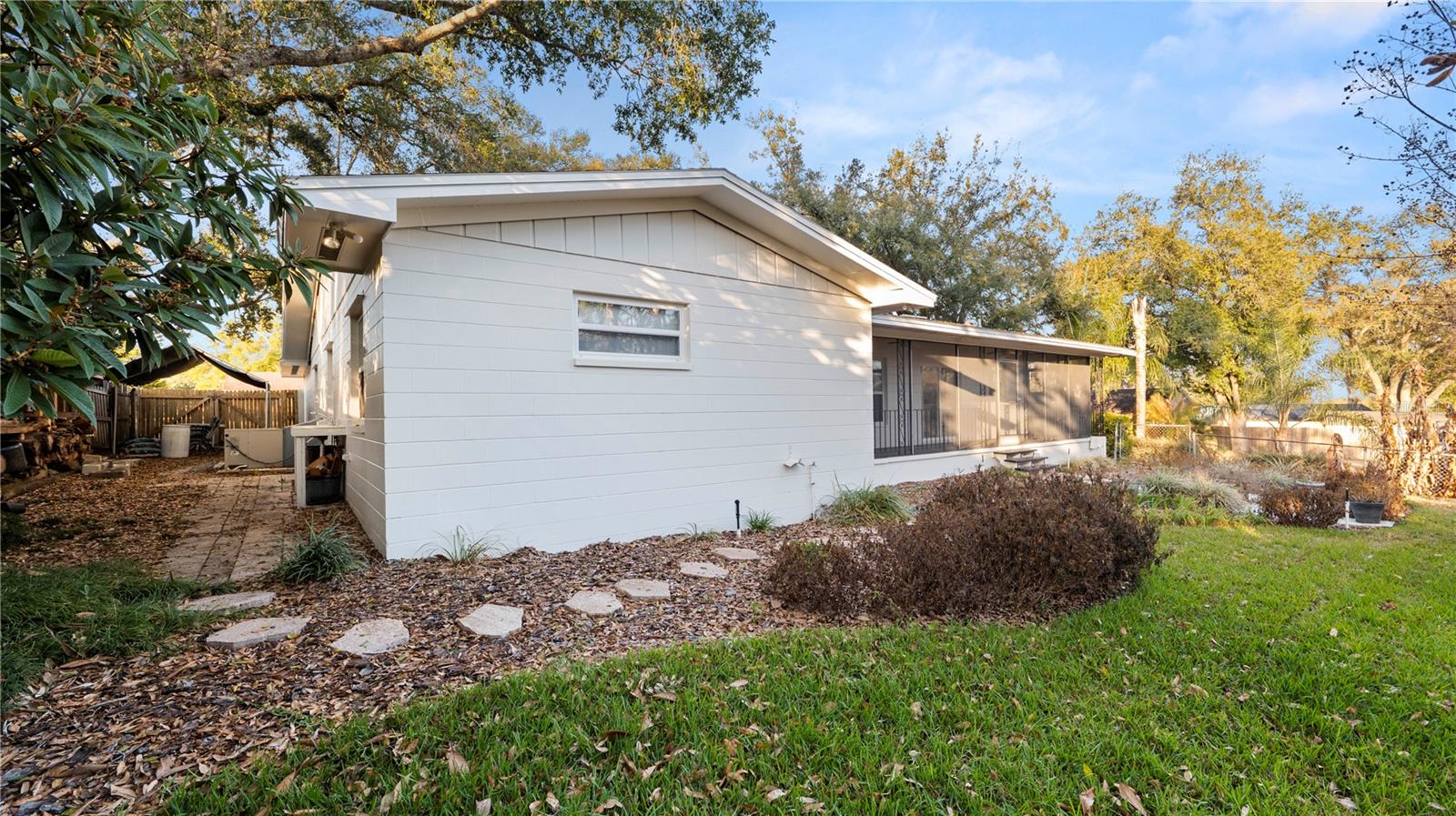 Image 54 of 63 For 1737 Tierra Alta Drive