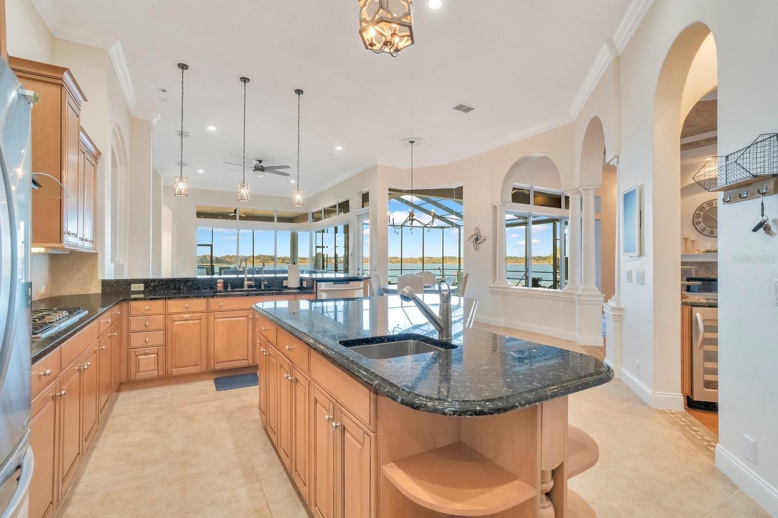 Image 21 of 95 For 3040 Highlands By The Lake Way