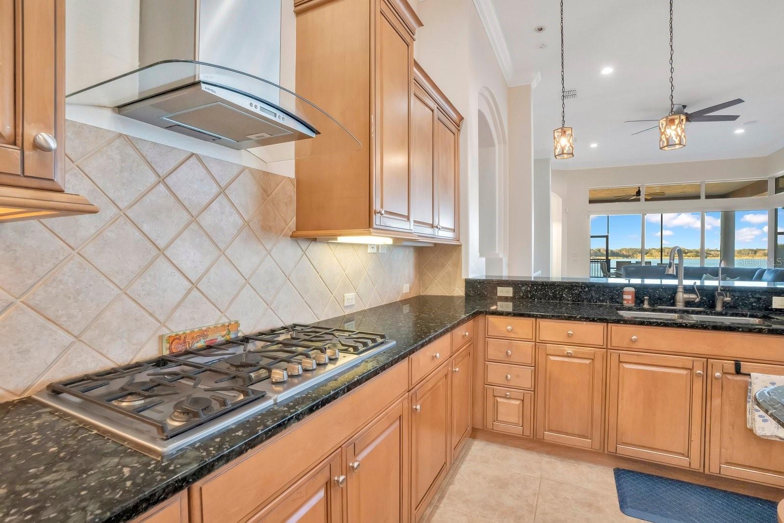 Image 22 of 95 For 3040 Highlands By The Lake Way