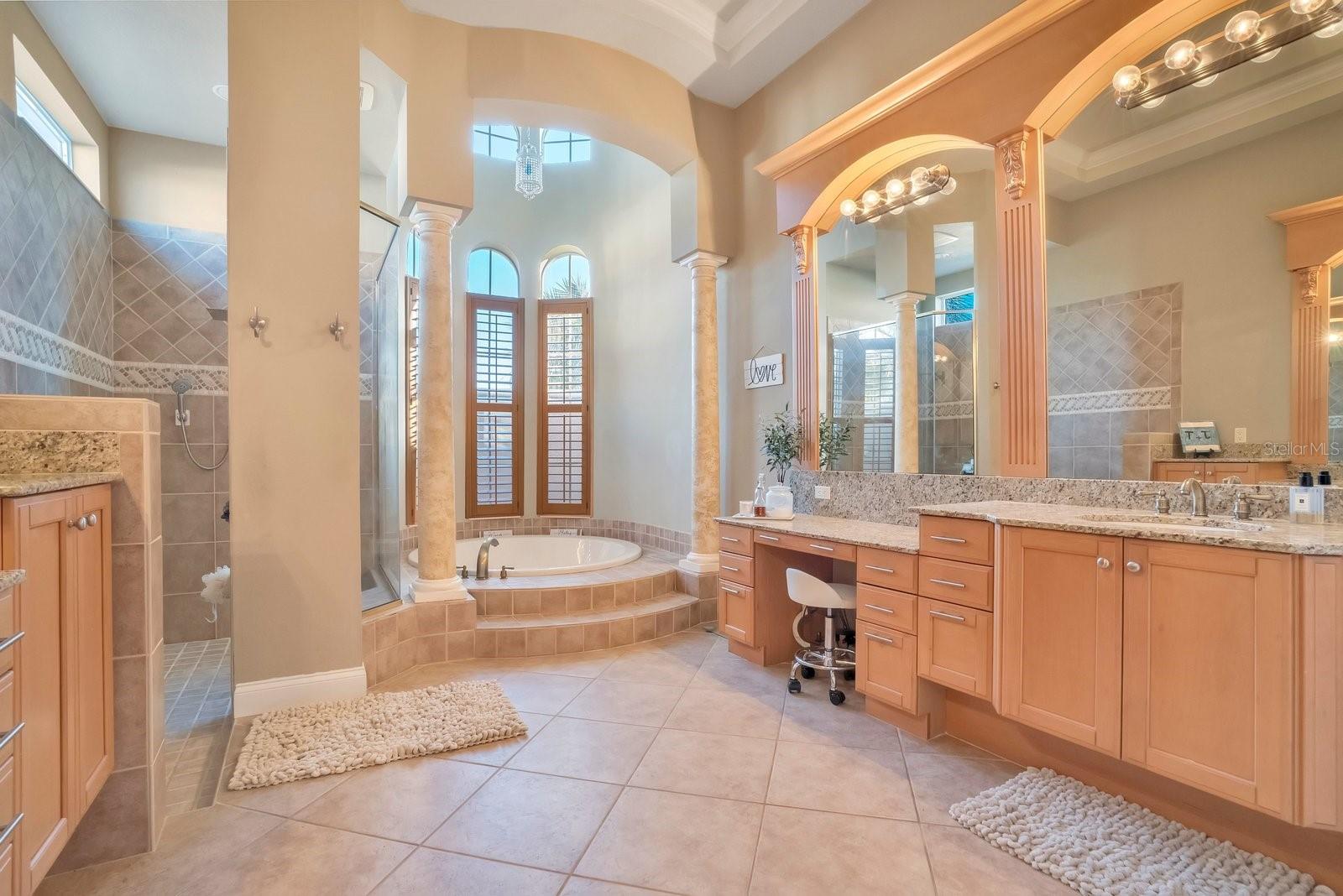 Image 39 of 95 For 3040 Highlands By The Lake Way