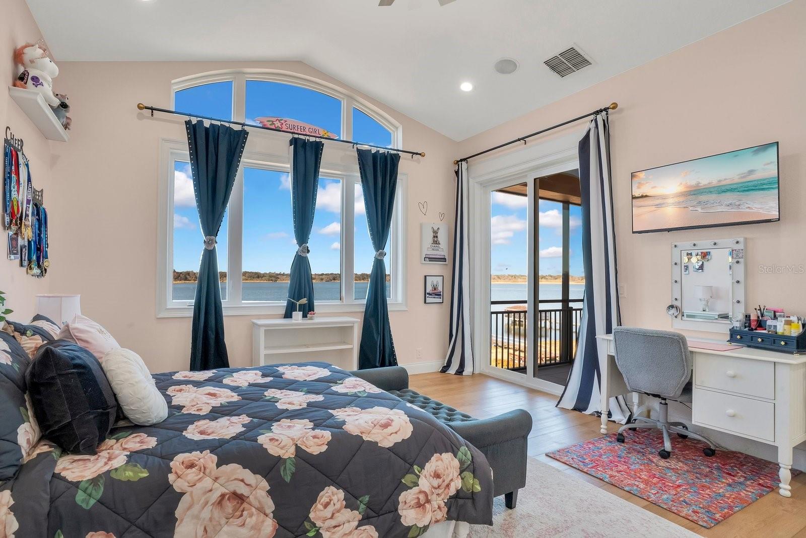 Image 59 of 95 For 3040 Highlands By The Lake Way