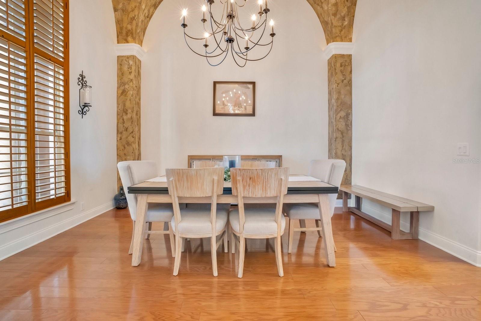 Image 6 of 95 For 3040 Highlands By The Lake Way