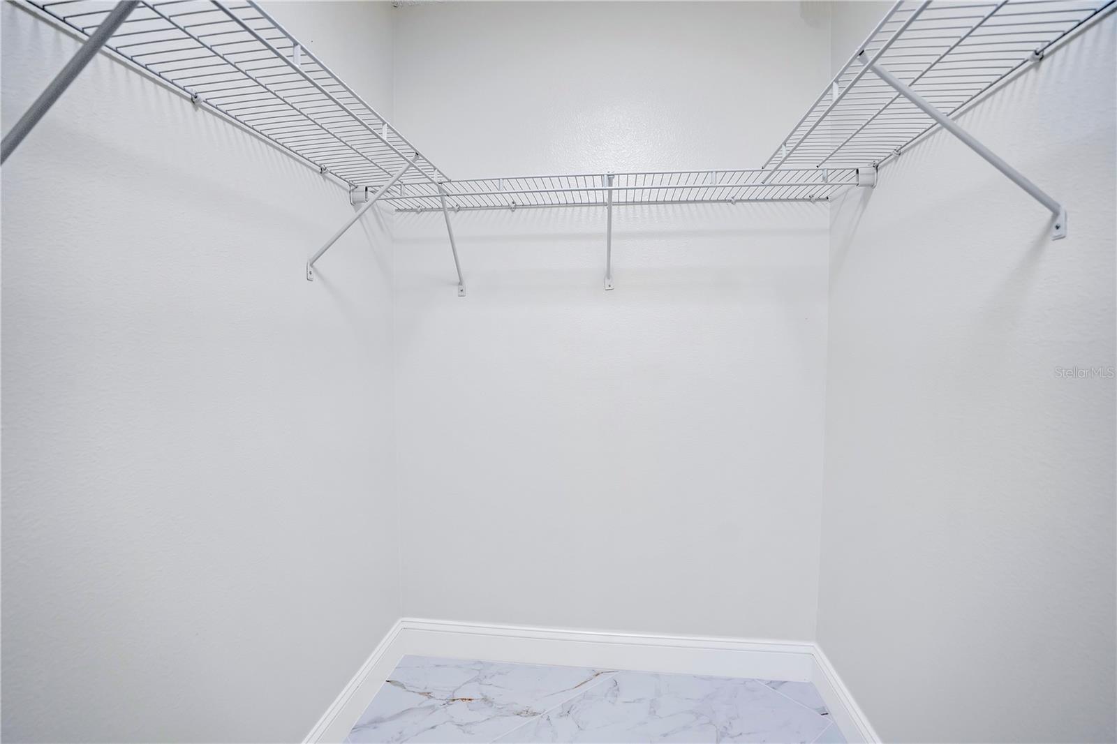 Image 22 of 29 For 18314 Aintree Court