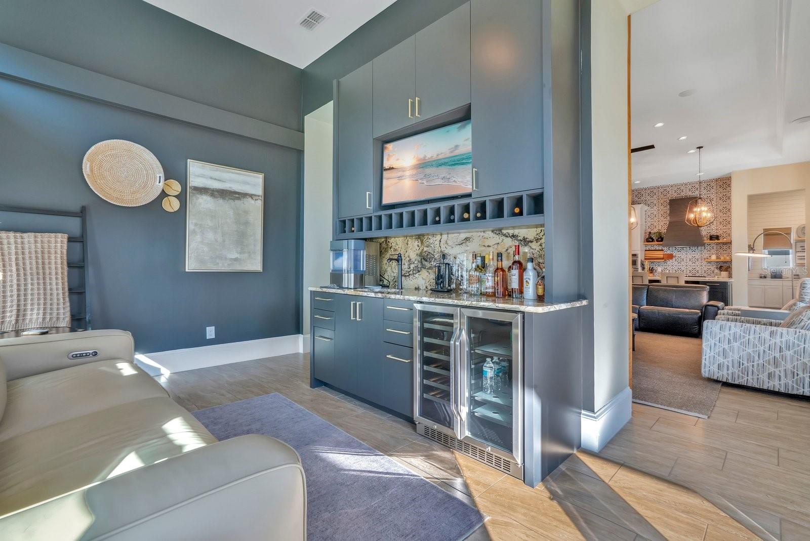 Image 13 of 83 For 13093 Lessing Avenue