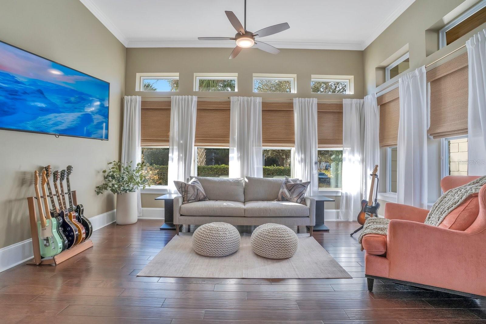 Image 34 of 83 For 13093 Lessing Avenue