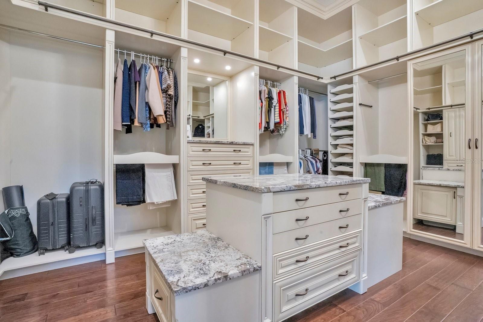 Image 42 of 83 For 13093 Lessing Avenue