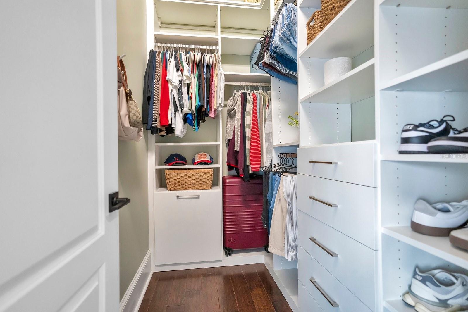 Image 44 of 83 For 13093 Lessing Avenue