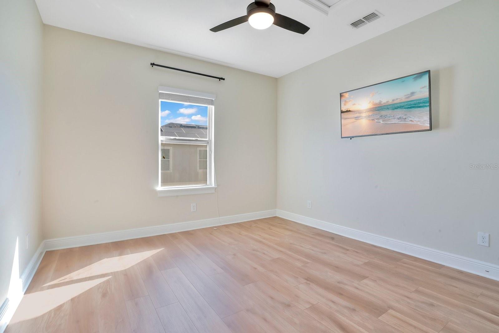 Image 68 of 83 For 13093 Lessing Avenue