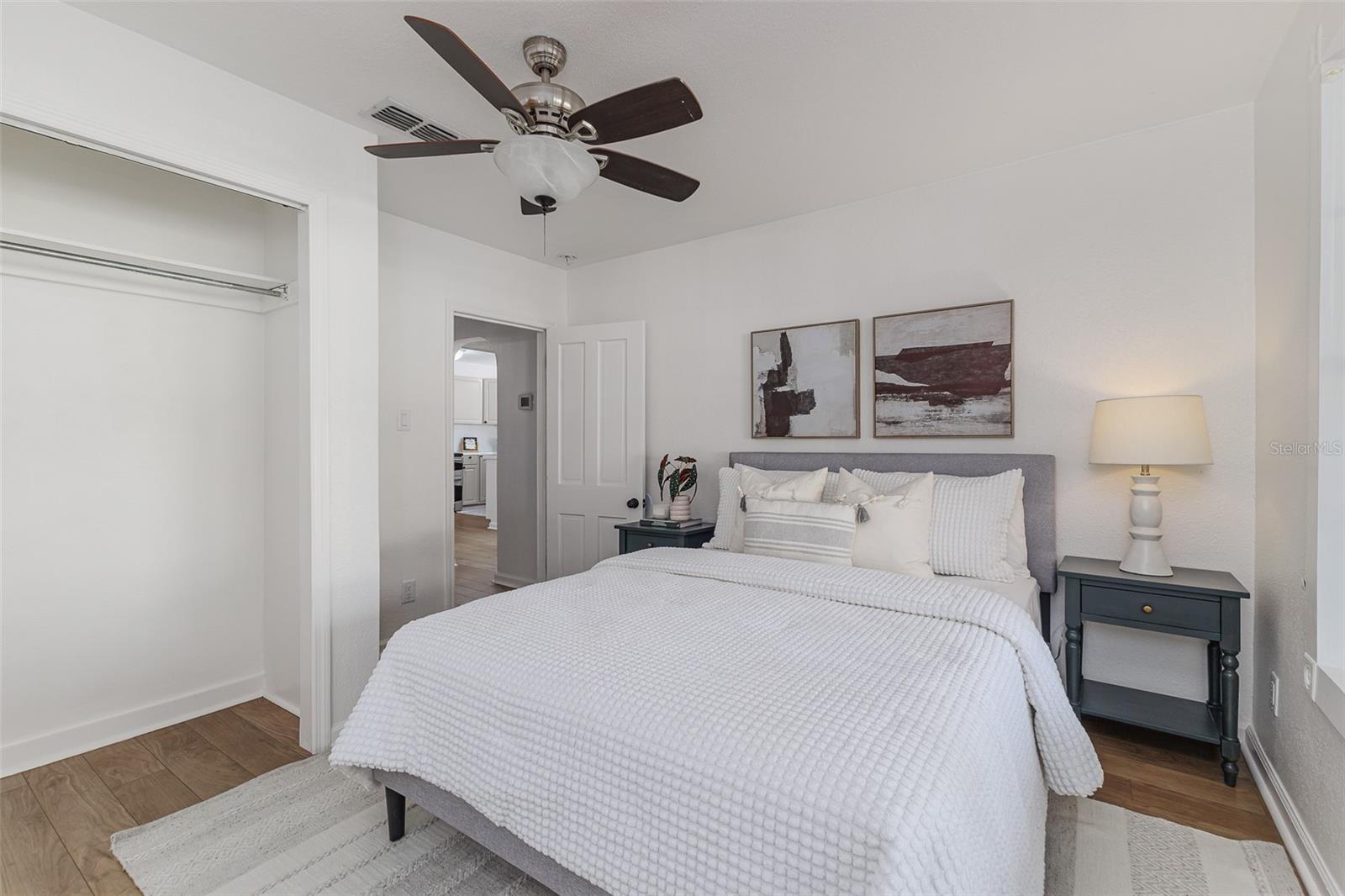 Image 26 of 46 For 516 Walnut Street