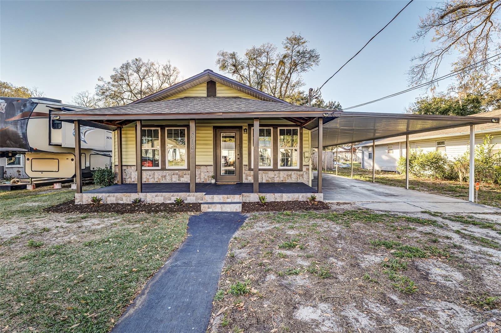 Image 3 of 46 For 516 Walnut Street