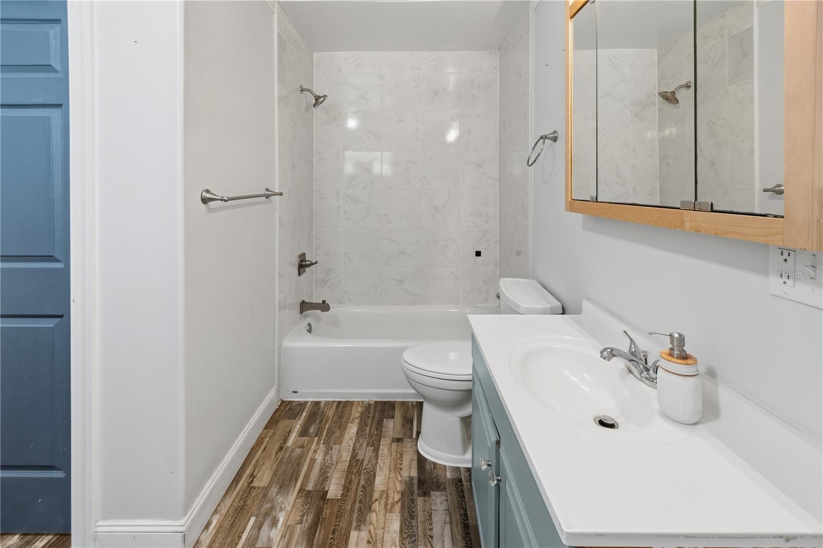 Image 15 of 35 For 223 Shore Drive