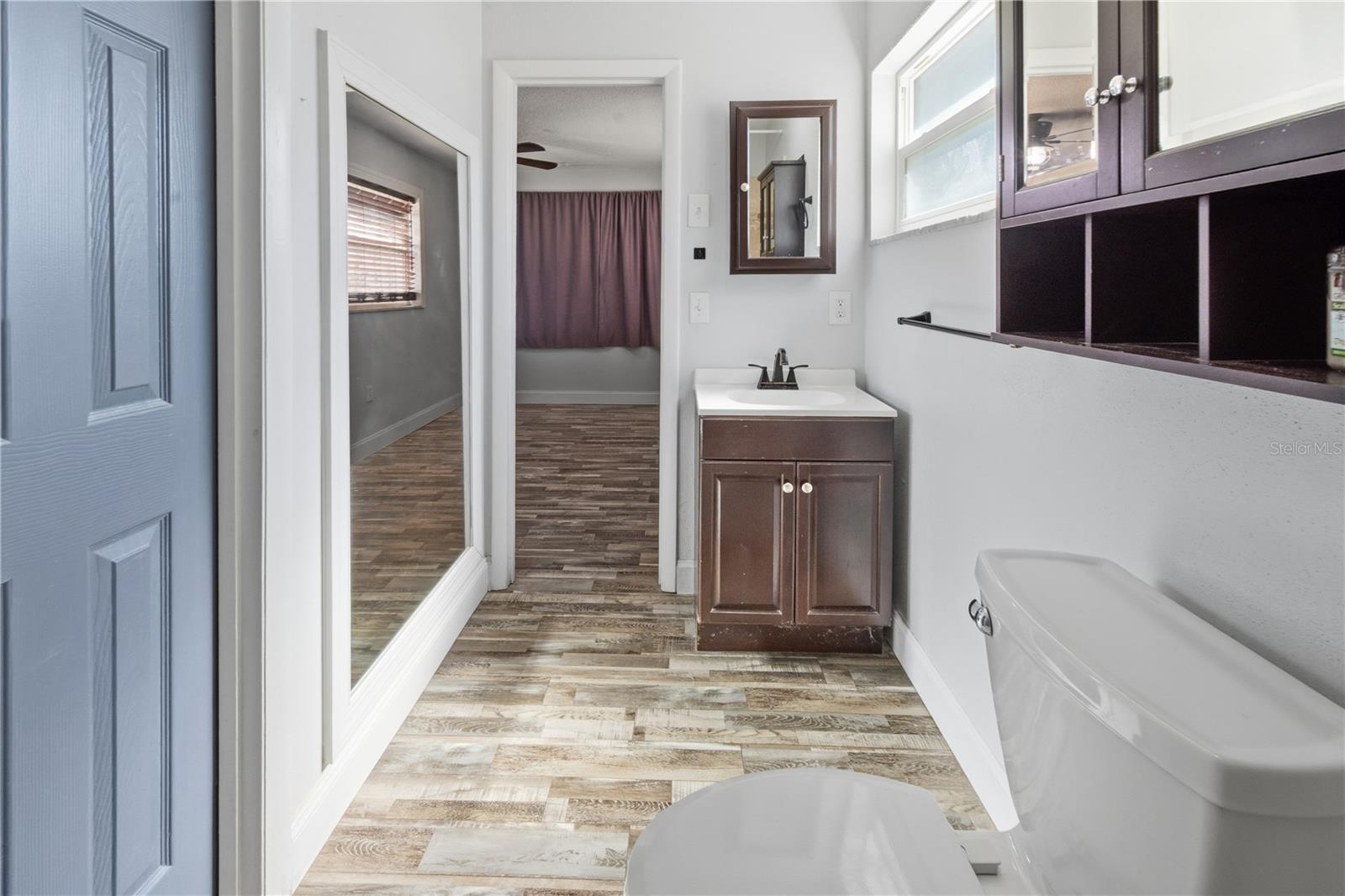 Image 20 of 35 For 223 Shore Drive