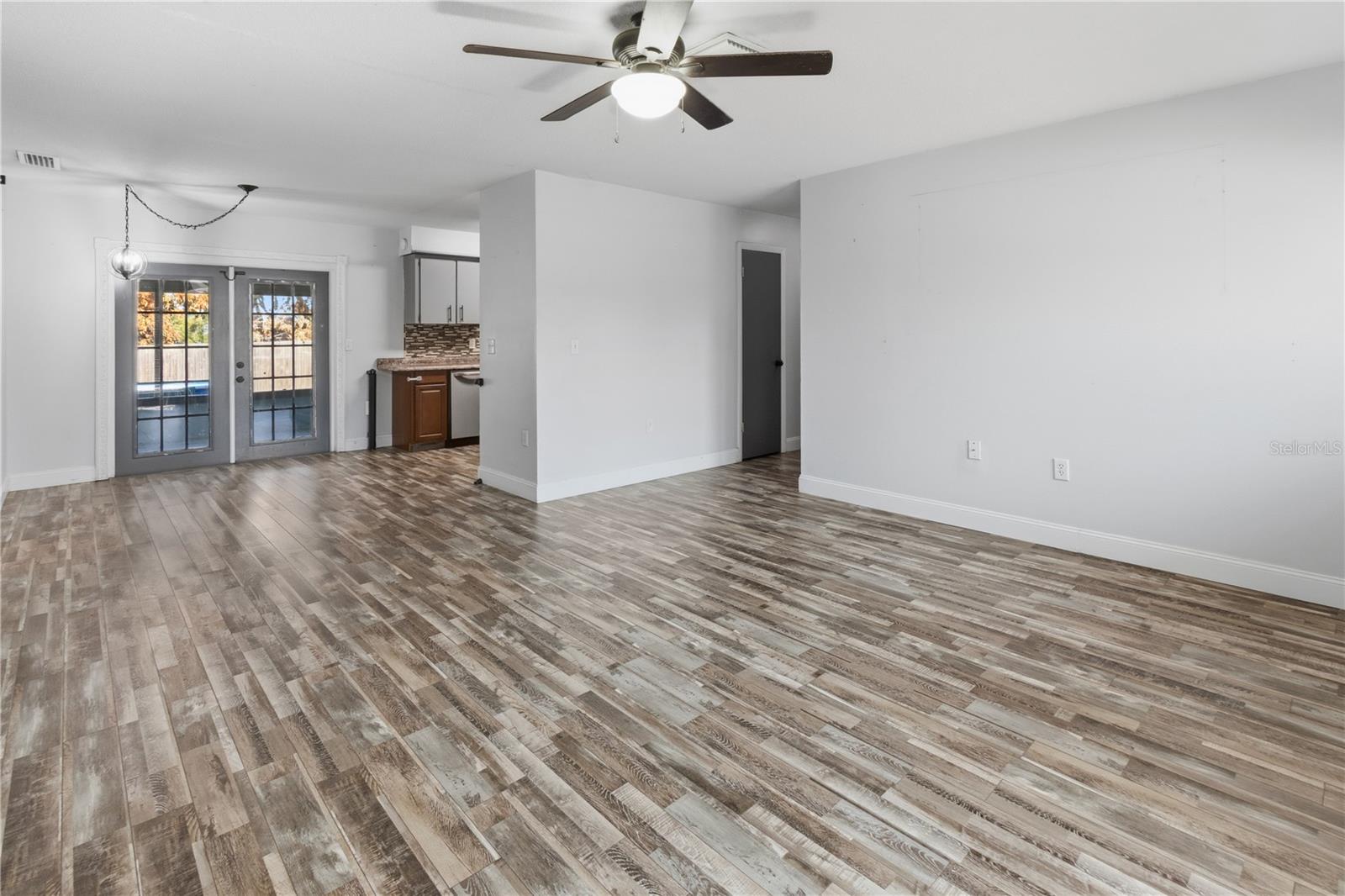 Image 7 of 35 For 223 Shore Drive