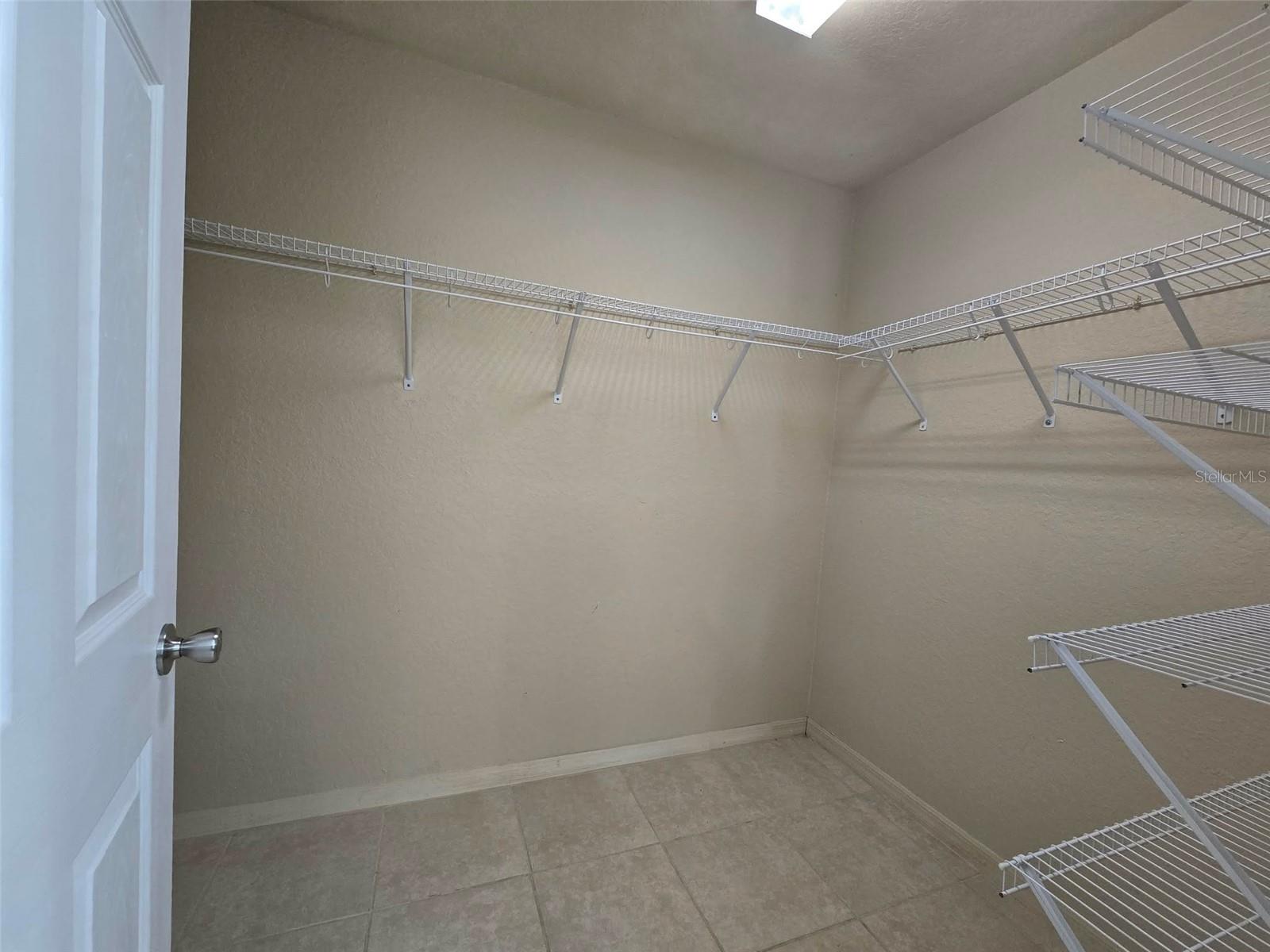 Image 14 of 23 For 1022 Rivershore Avenue