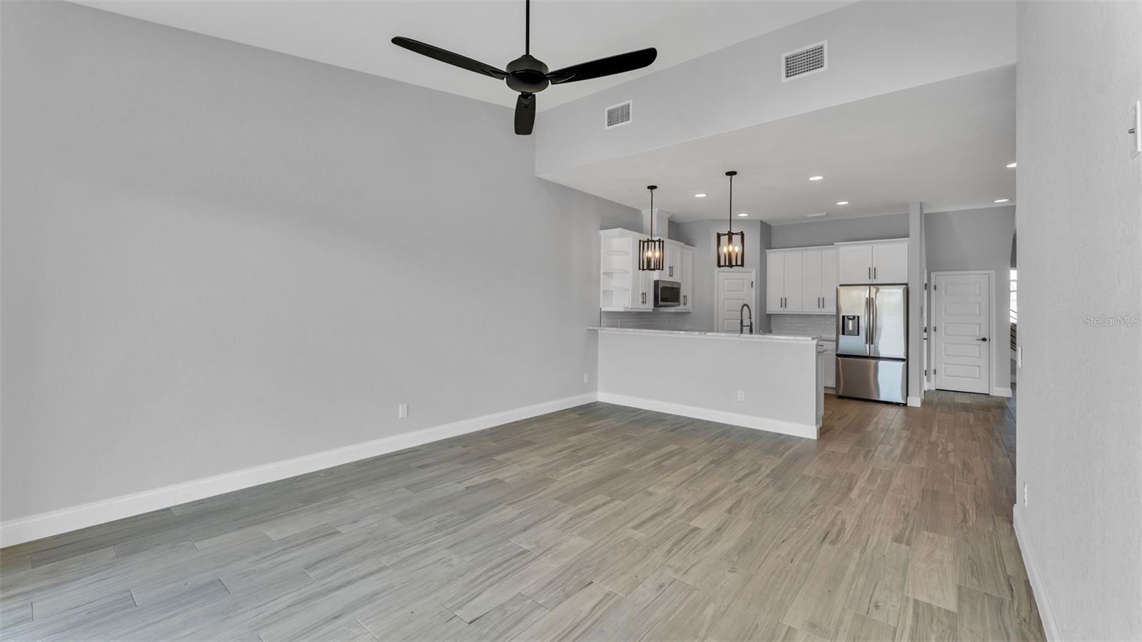 Image 16 of 49 For 1170 Windjammer Drive