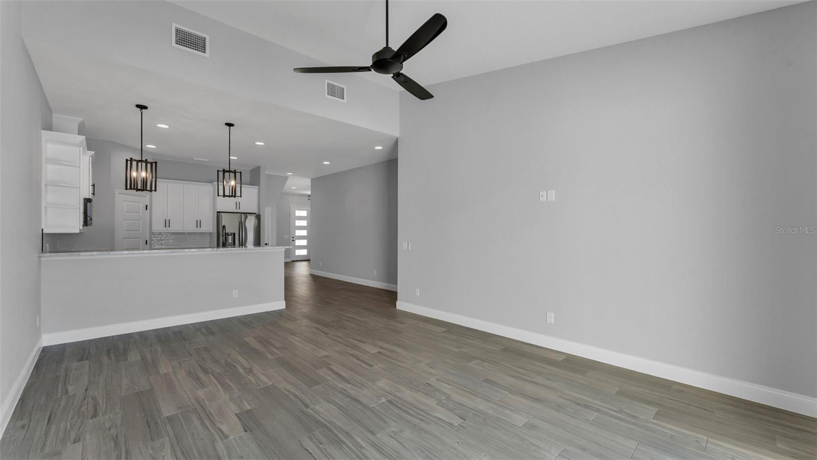 Image 17 of 49 For 1170 Windjammer Drive