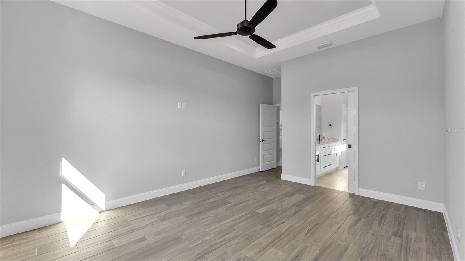 Image 26 of 49 For 1170 Windjammer Drive