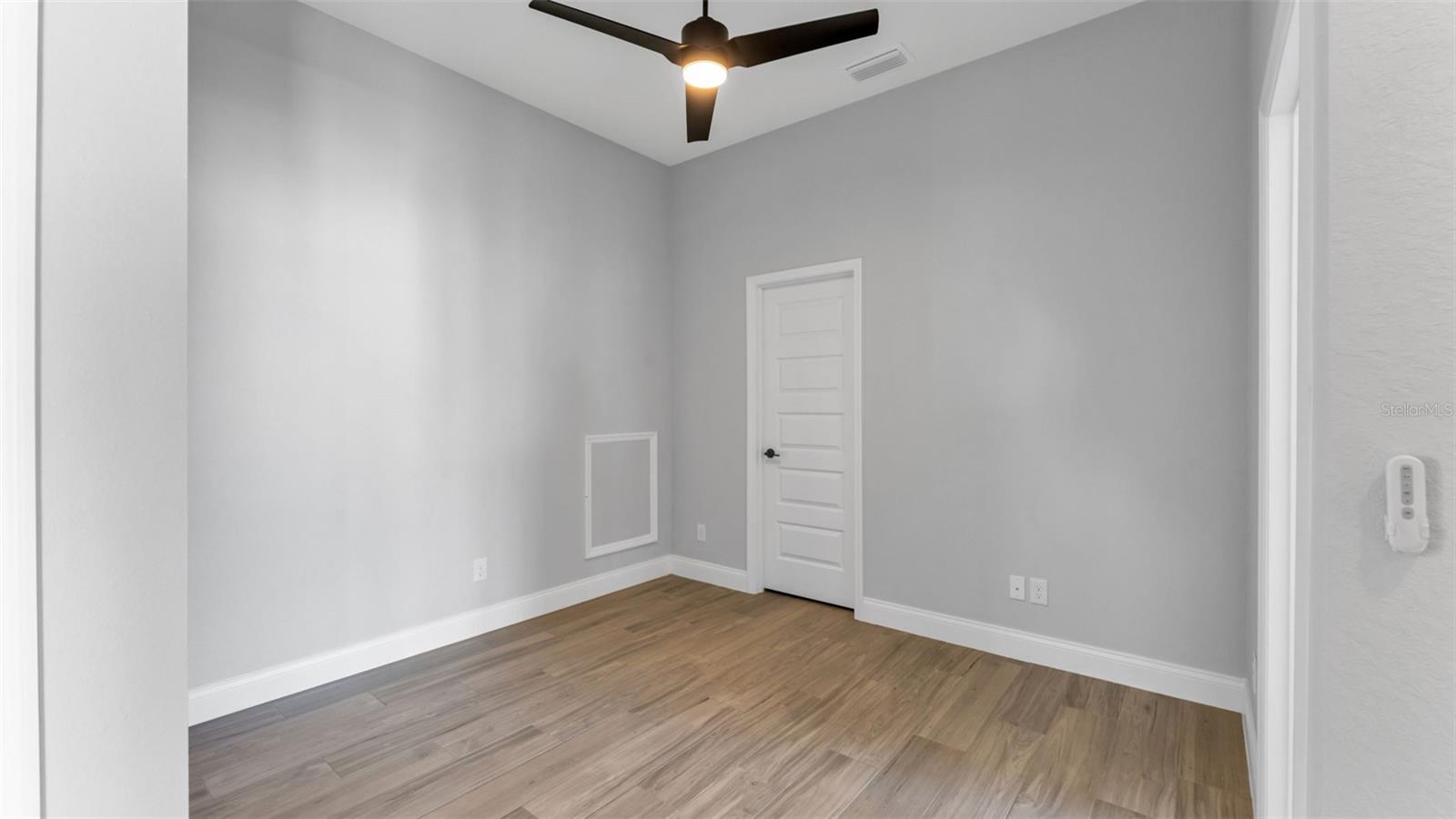 Image 34 of 49 For 1170 Windjammer Drive