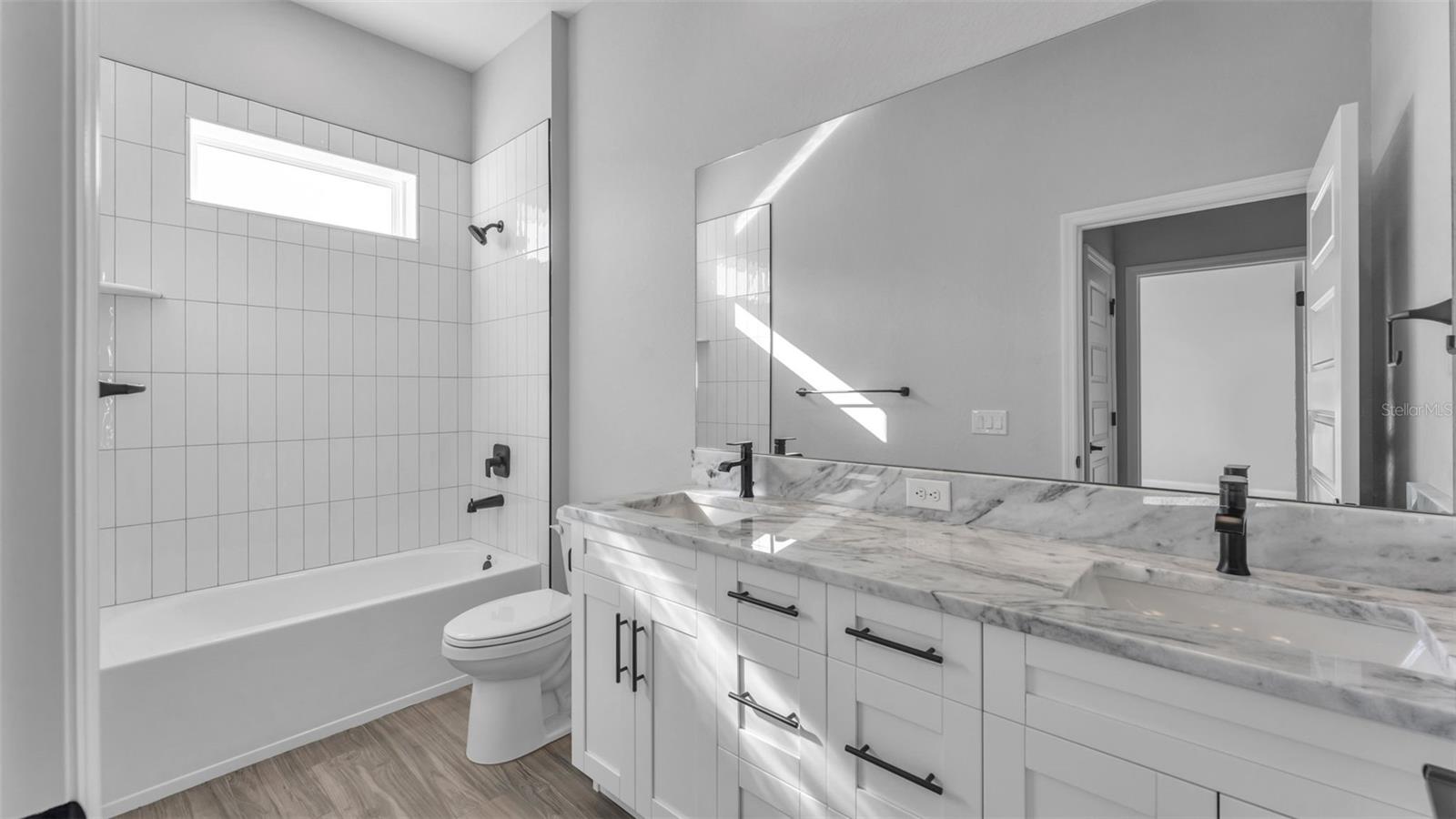 Image 40 of 49 For 1170 Windjammer Drive