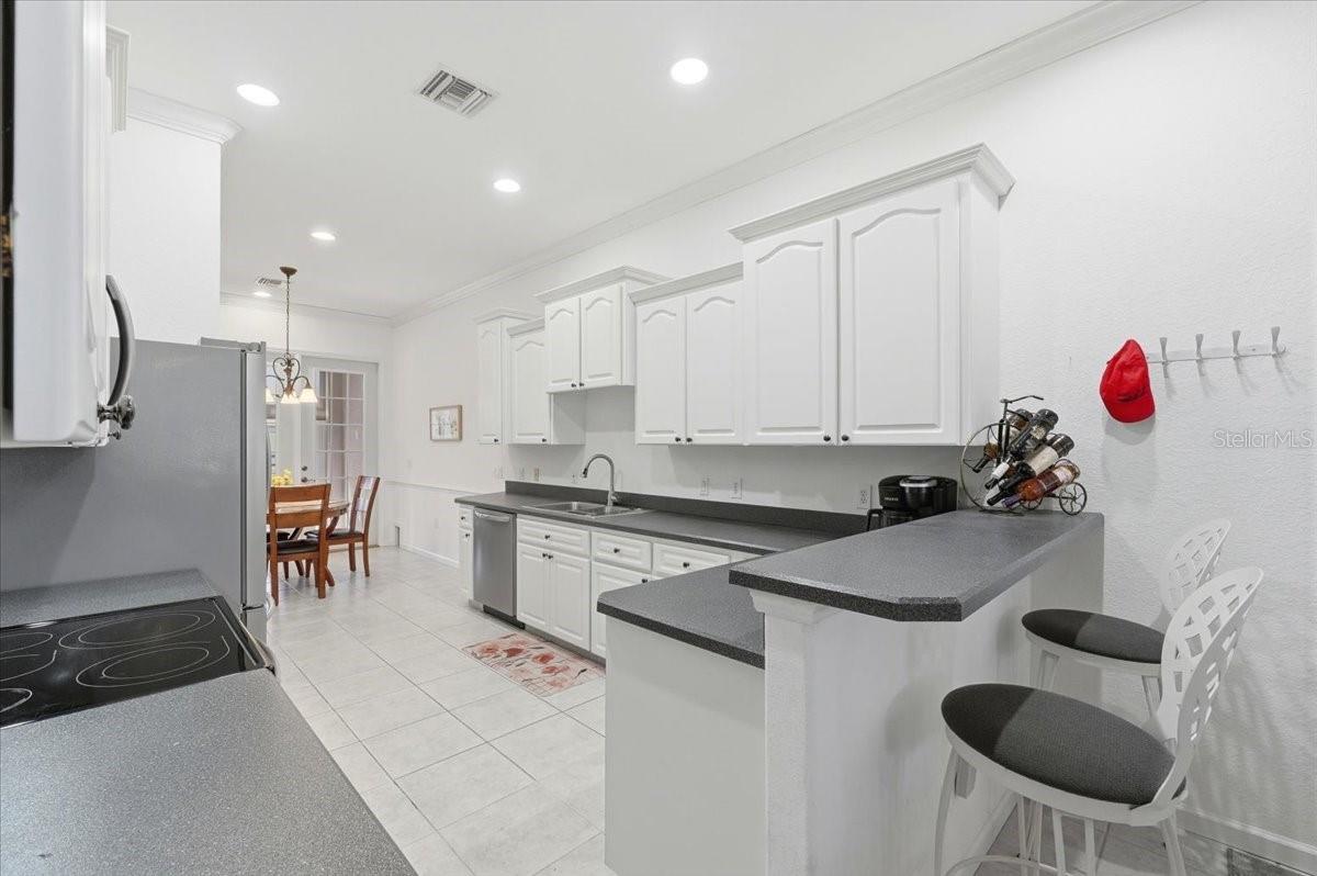 Image 17 of 41 For 322 Travelers Drive