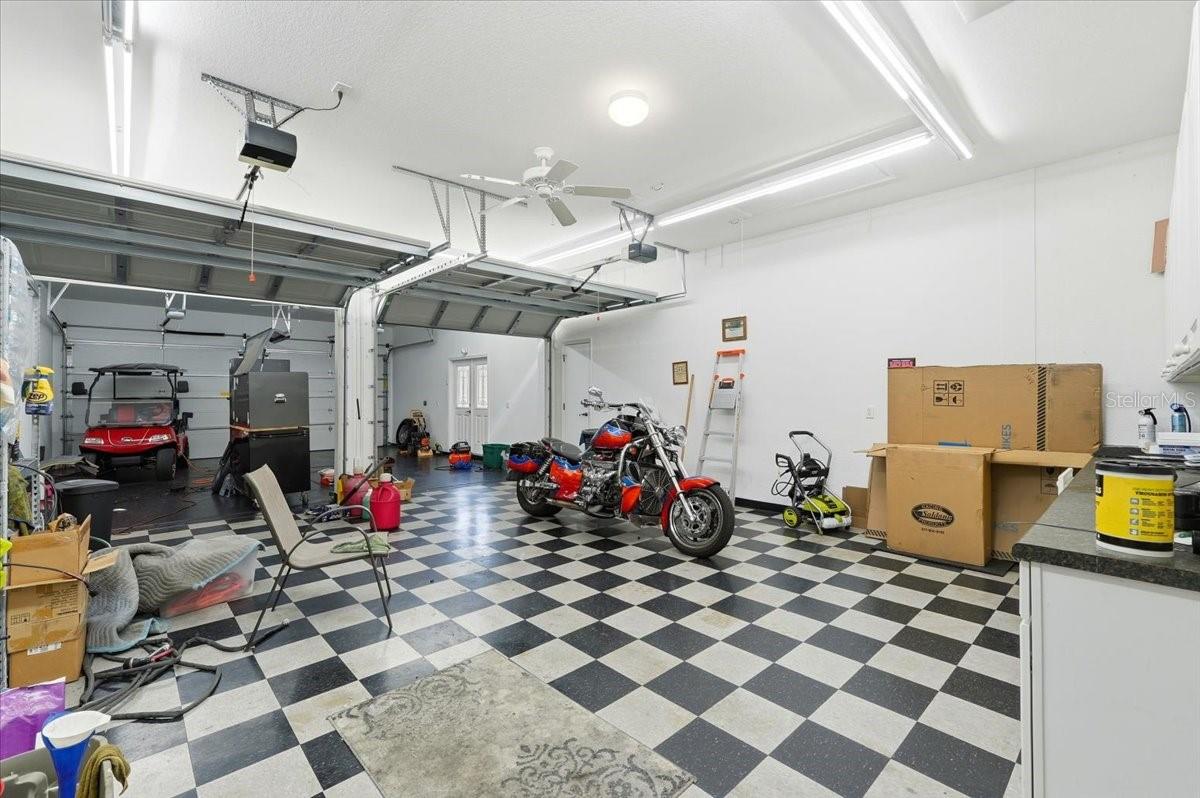 Image 33 of 41 For 322 Travelers Drive