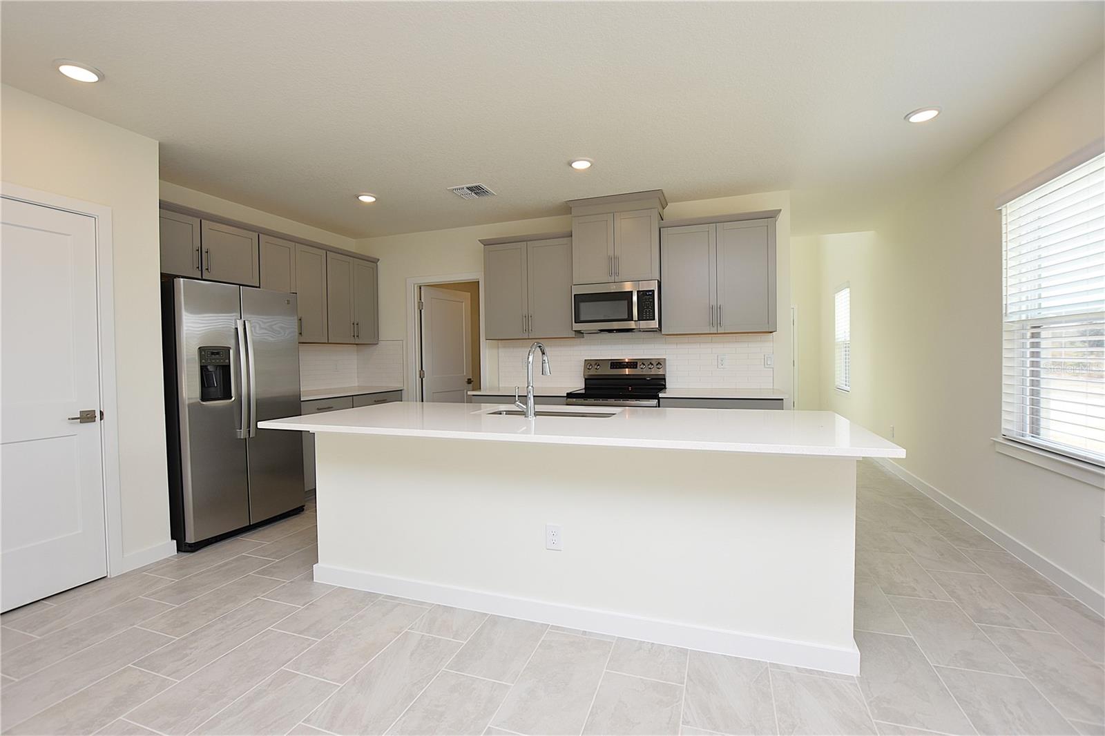 Image 5 of 73 For 3183 Cup Drive