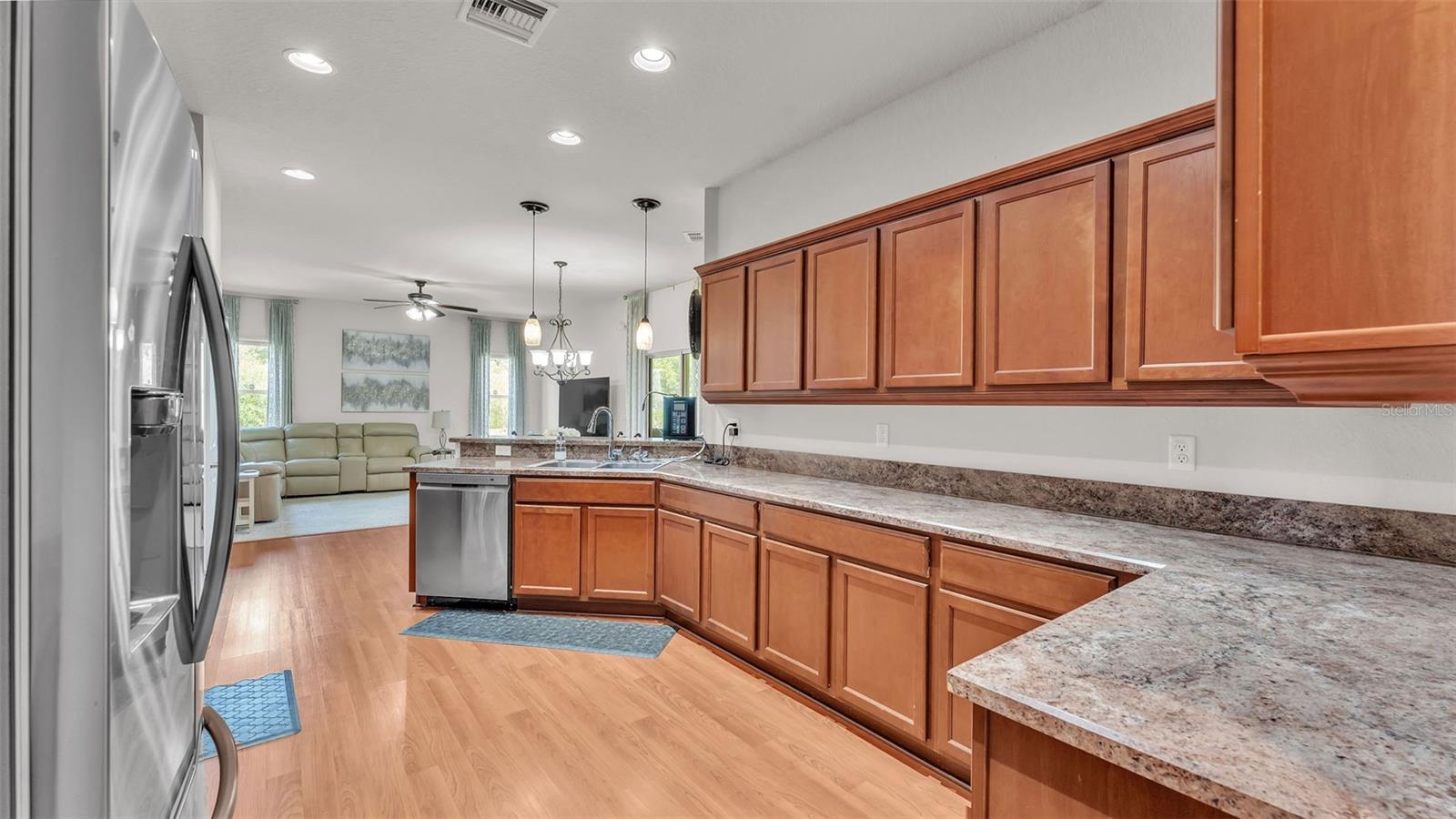 Image 15 of 56 For 2932 Blackwater Oaks Drive