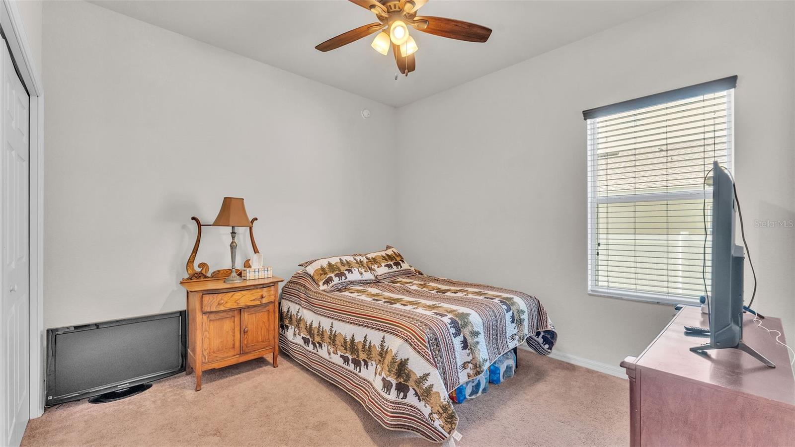 Image 31 of 56 For 2932 Blackwater Oaks Drive