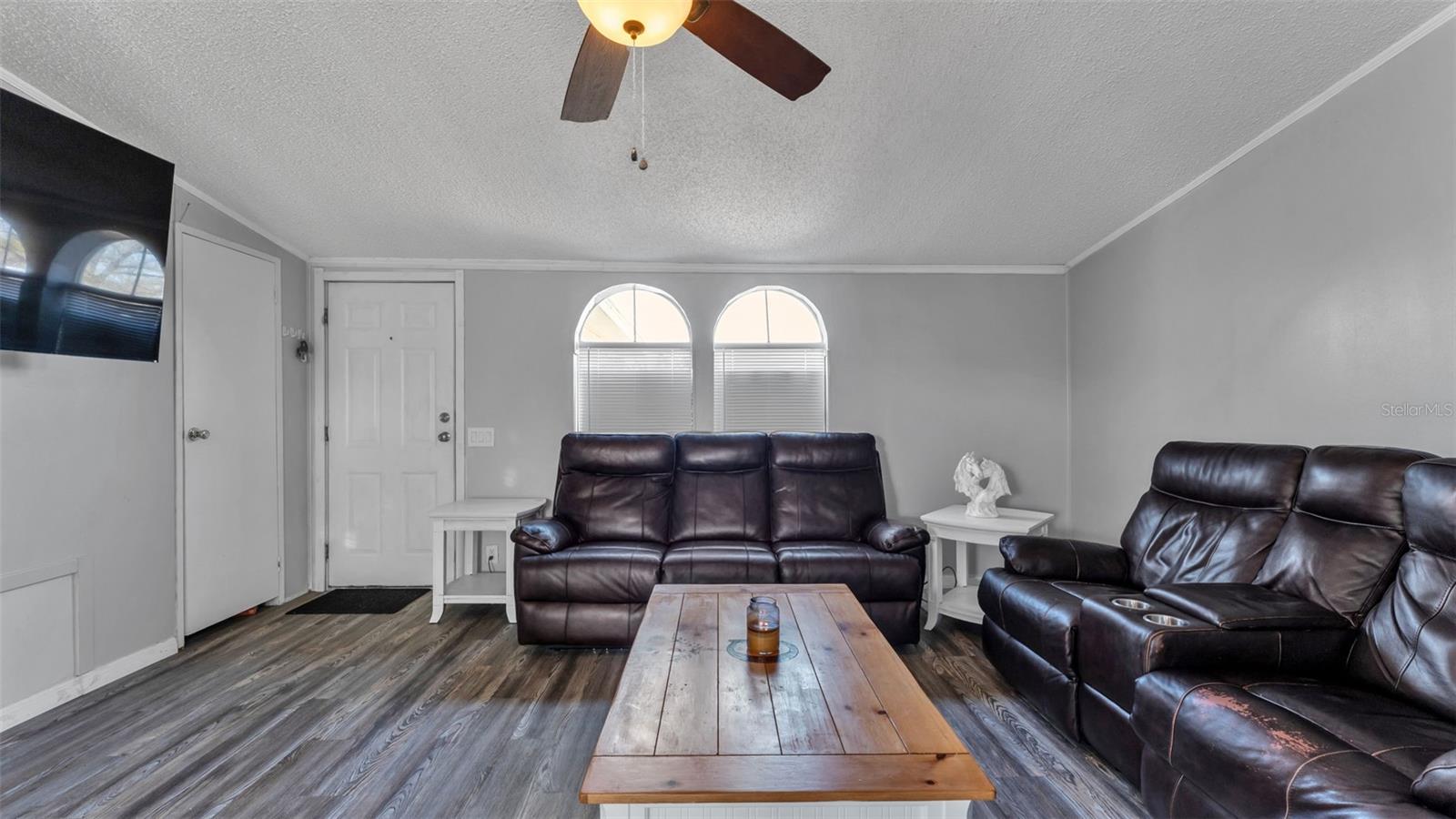 Image 12 of 37 For 31 Cactus Circle N