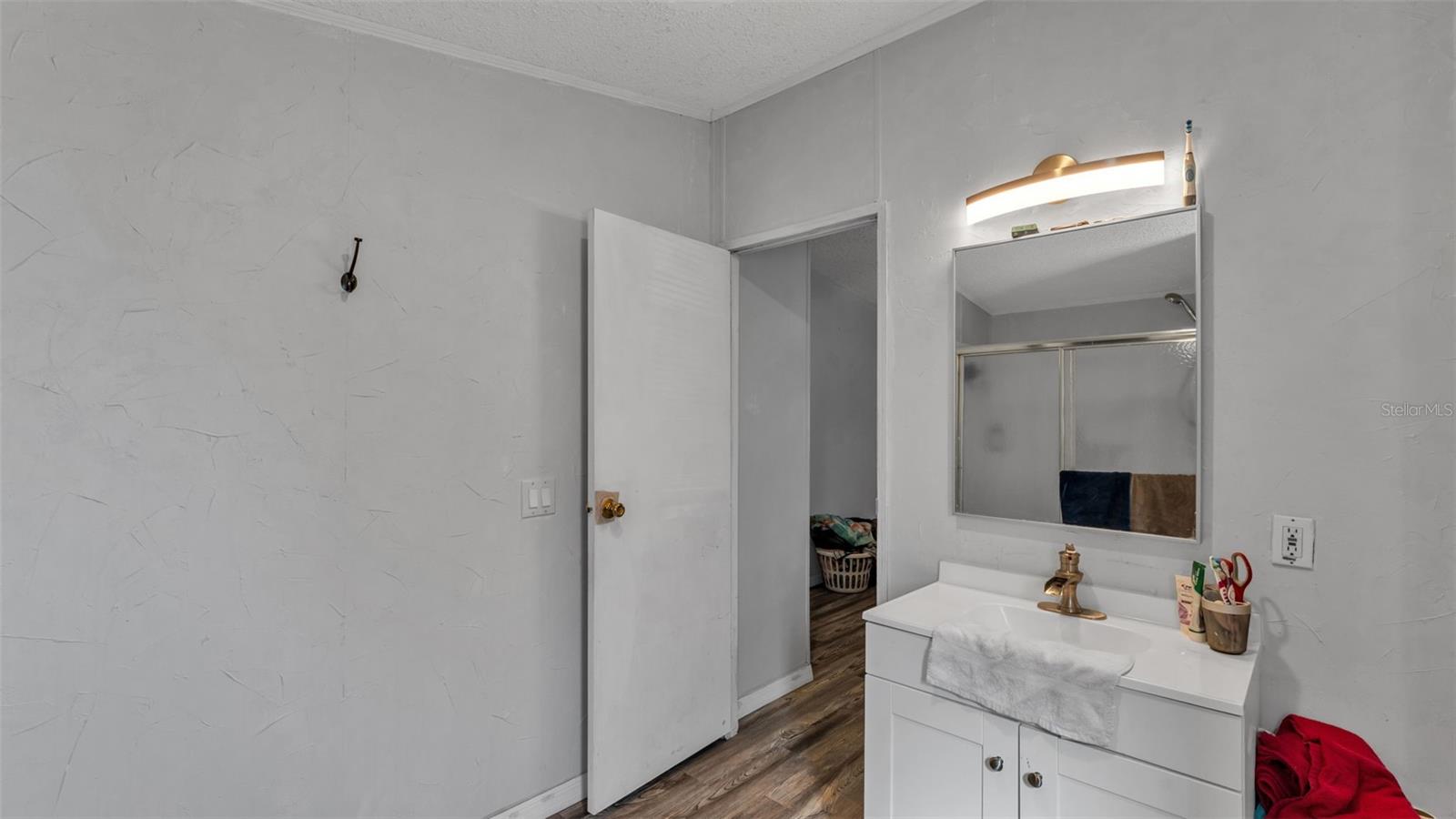 Image 16 of 37 For 31 Cactus Circle N