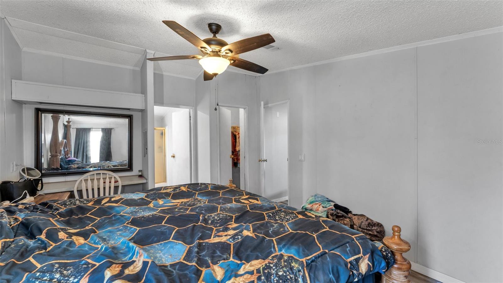 Image 18 of 37 For 31 Cactus Circle N