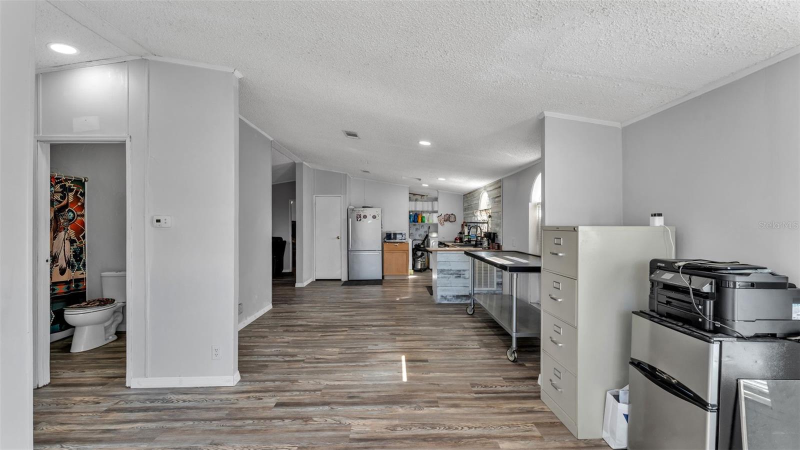 Image 22 of 37 For 31 Cactus Circle N