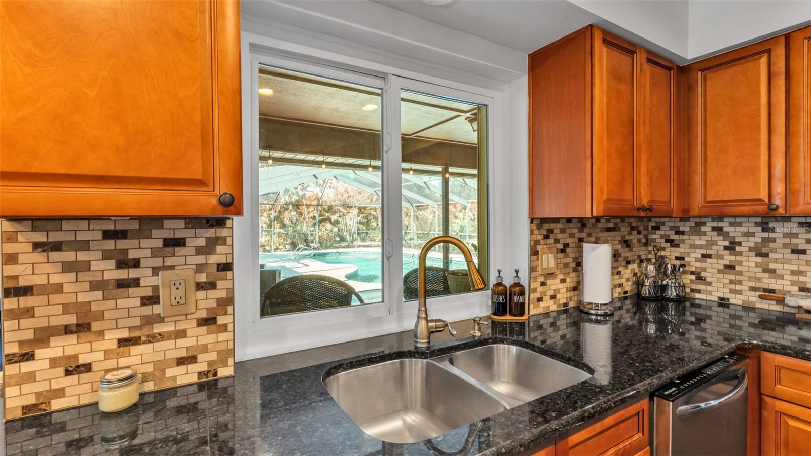 Image 13 of 62 For 6727 Nells Way