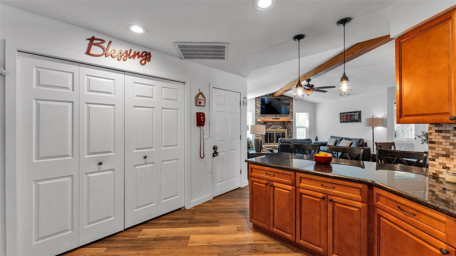 Image 14 of 62 For 6727 Nells Way