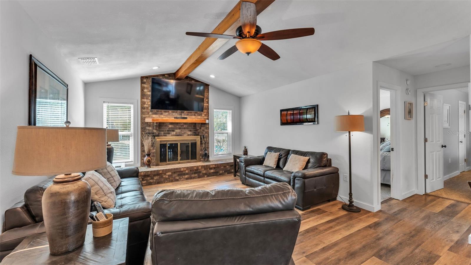 Image 17 of 62 For 6727 Nells Way