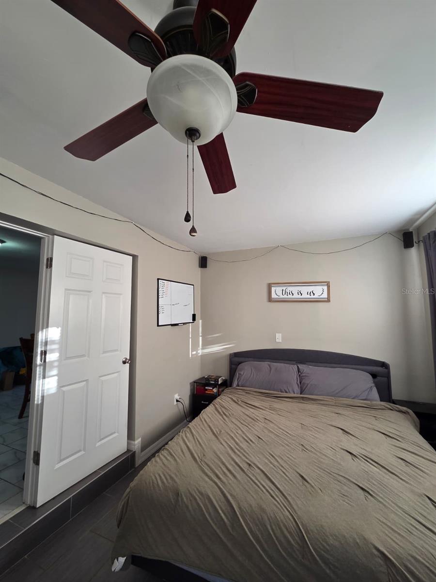 Image 22 of 50 For 1837 Lynncrest Road