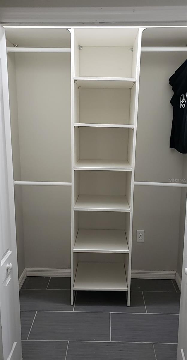 Image 25 of 50 For 1837 Lynncrest Road