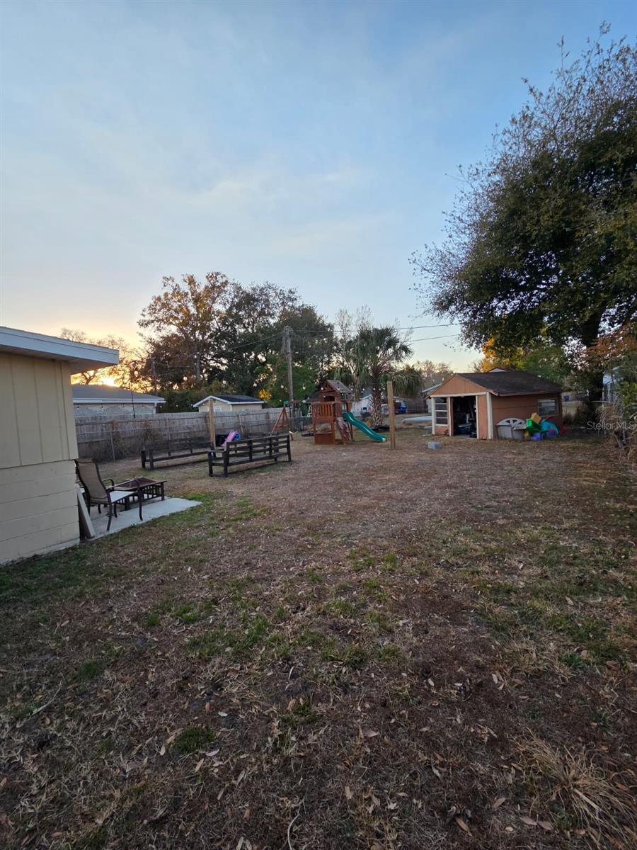 Image 48 of 50 For 1837 Lynncrest Road