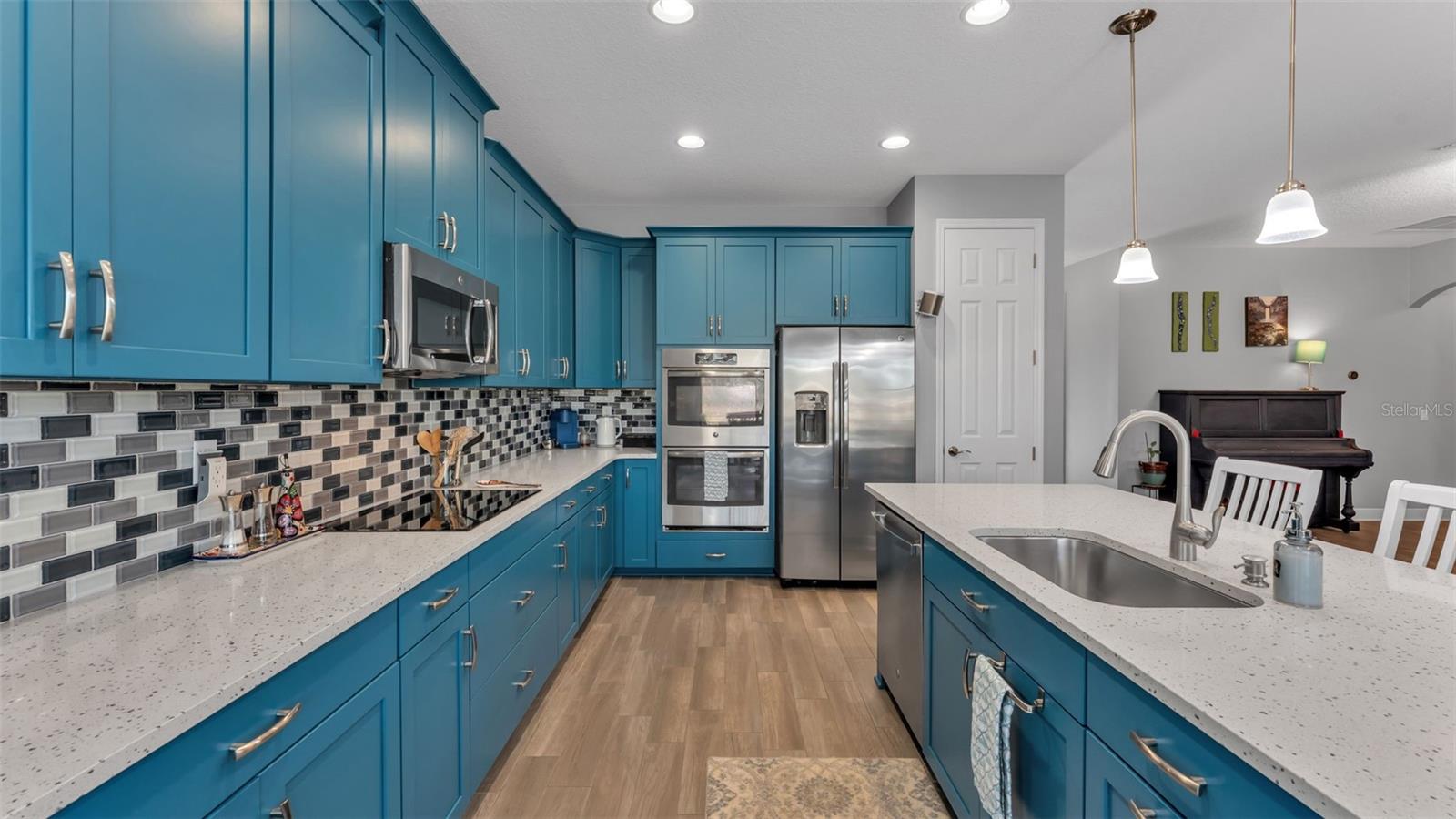 Image 16 of 68 For 1929 Via Lago Drive