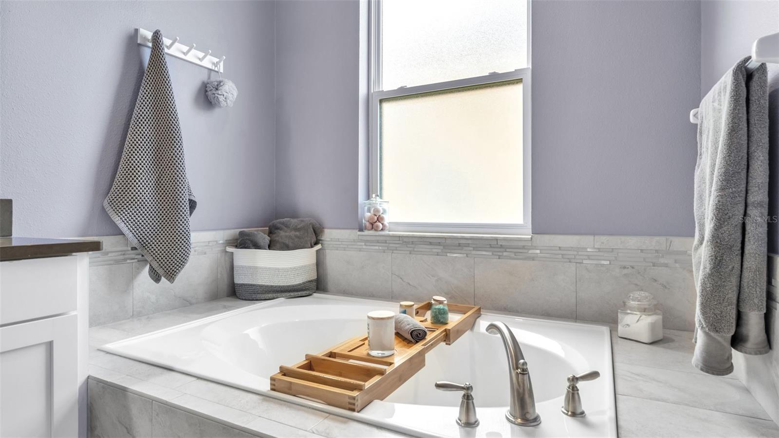 Image 35 of 68 For 1929 Via Lago Drive