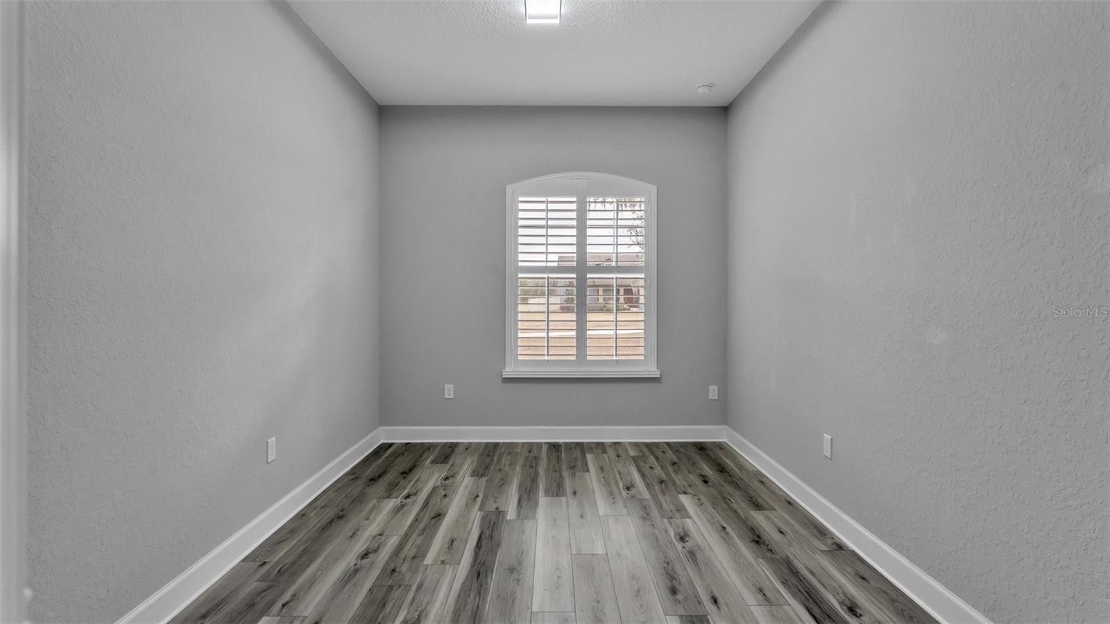 Image 20 of 66 For 6482 English Creek Drive