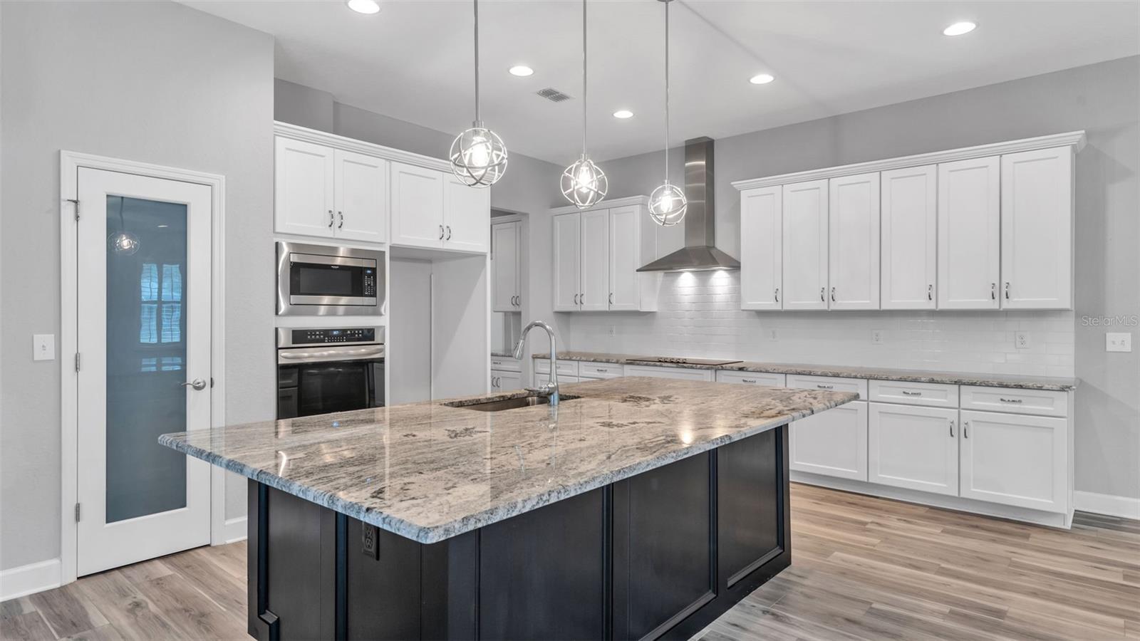 Image 39 of 66 For 6482 English Creek Drive