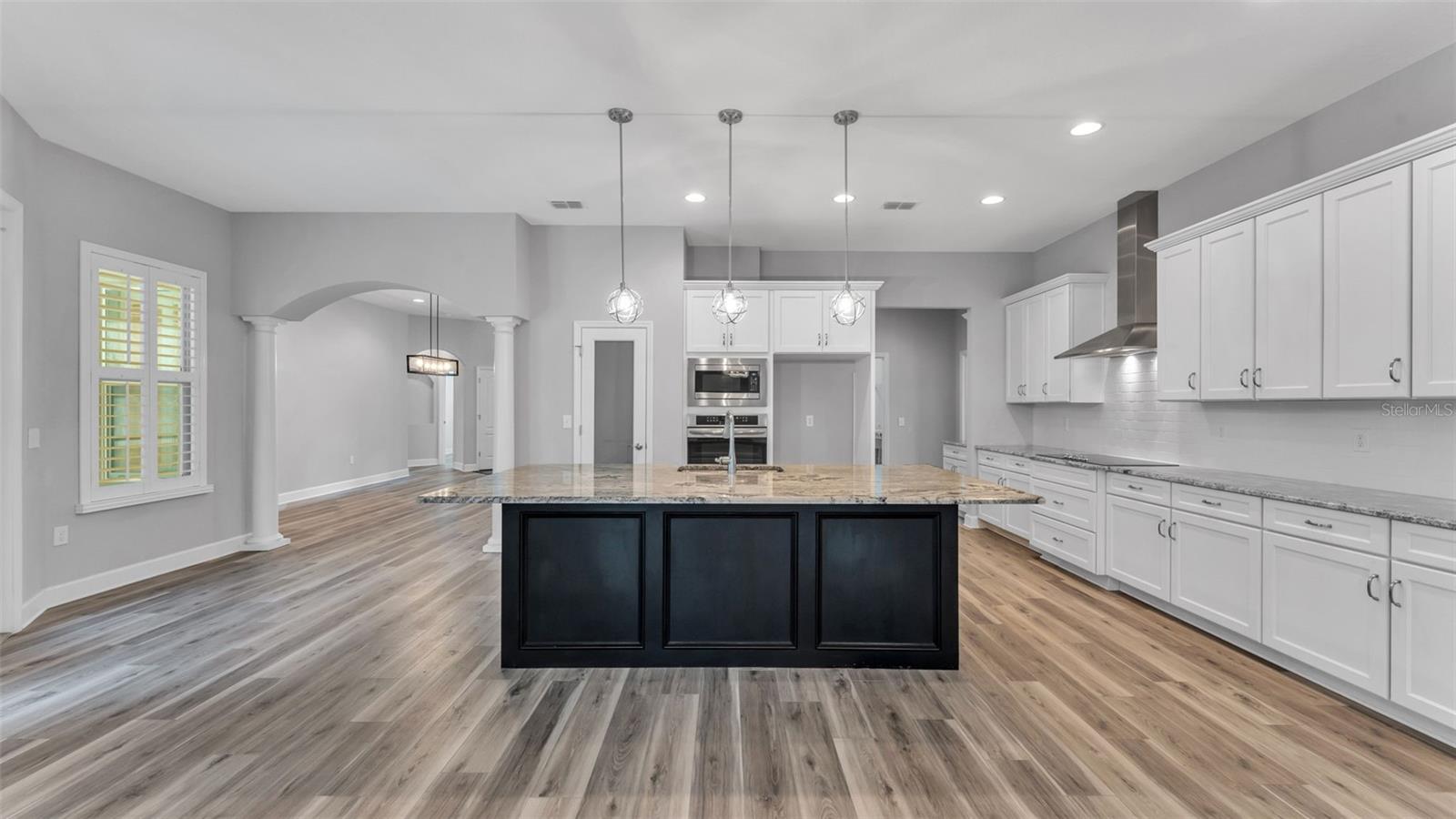 Image 40 of 66 For 6482 English Creek Drive