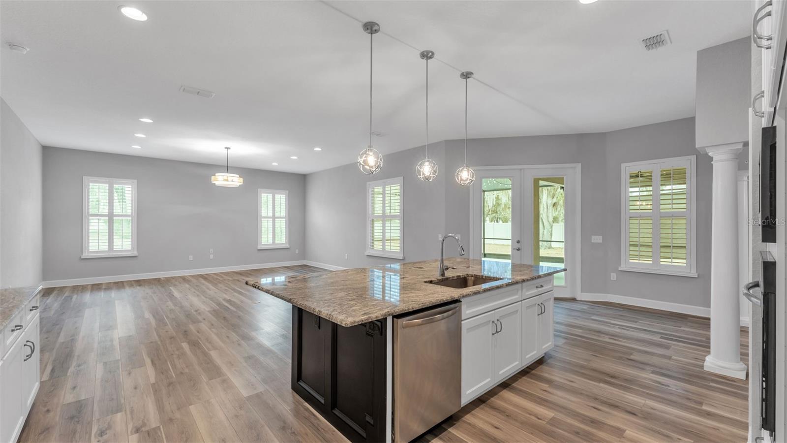 Image 42 of 66 For 6482 English Creek Drive