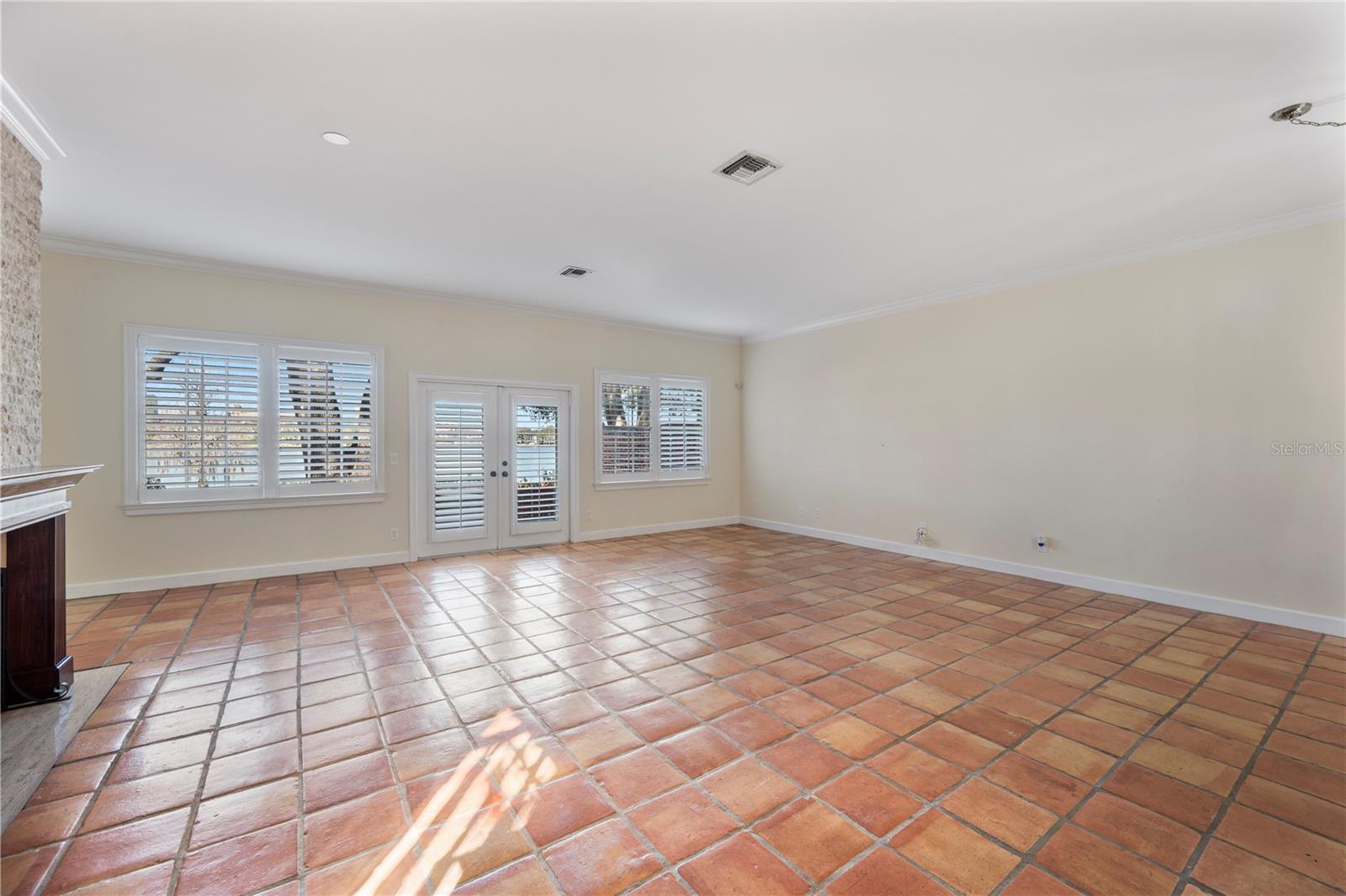 Image 18 of 54 For 155 Lake Morton Drive 1