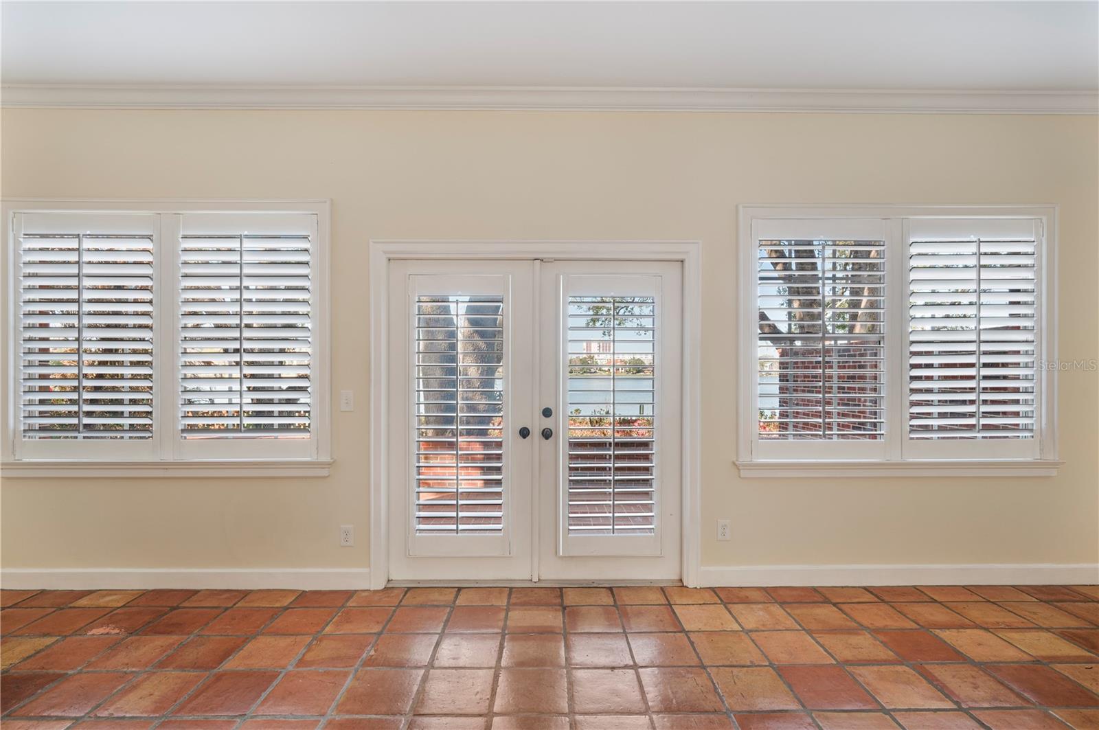 Image 20 of 54 For 155 Lake Morton Drive 1