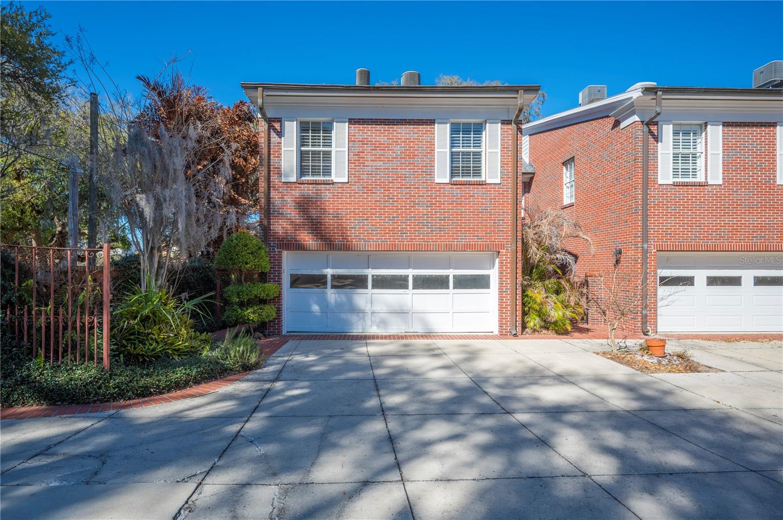 Image 42 of 54 For 155 Lake Morton Drive 1