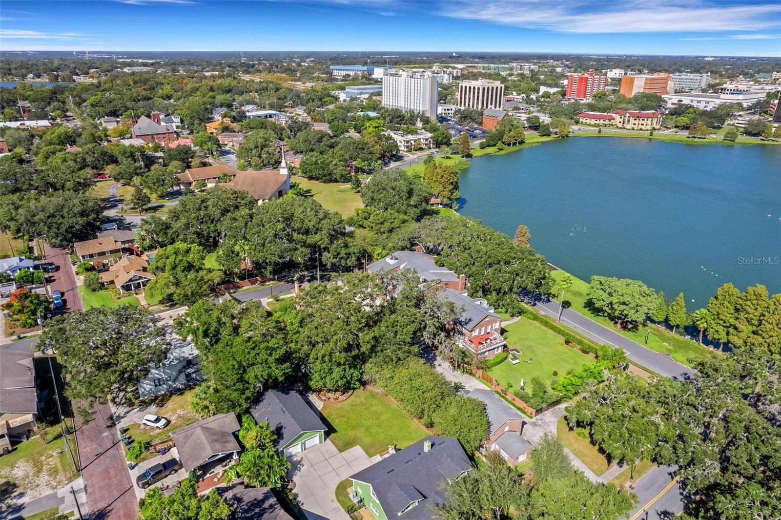 Image 45 of 54 For 155 Lake Morton Drive 1