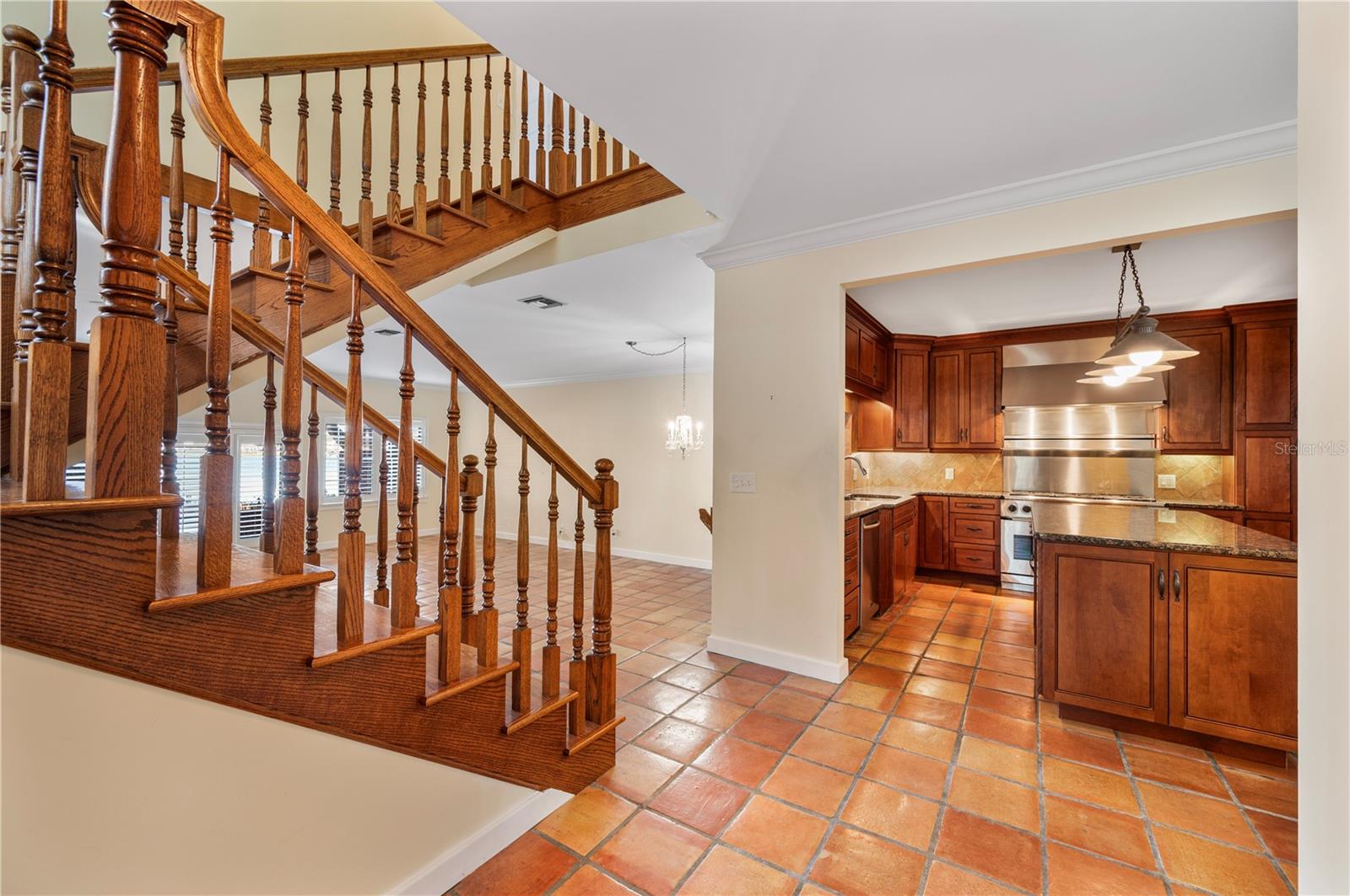 Image 9 of 54 For 155 Lake Morton Drive 1