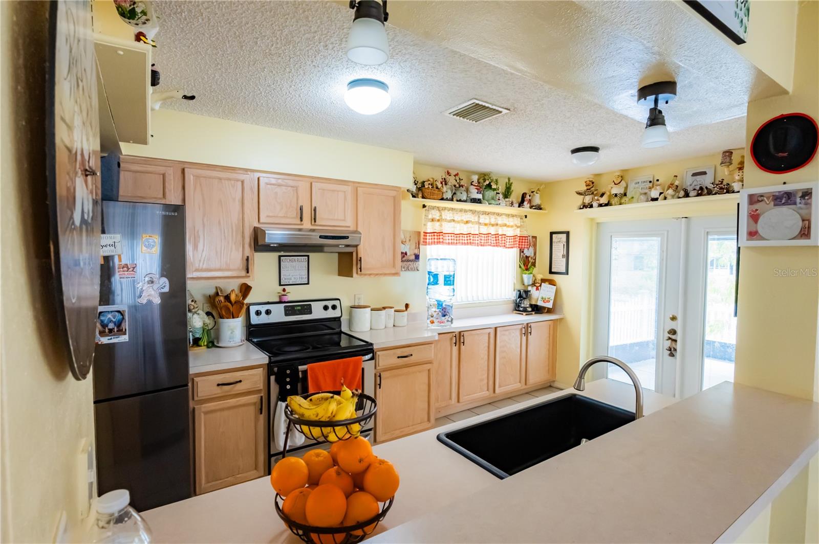 Image 20 of 64 For 716 Burlwood Street